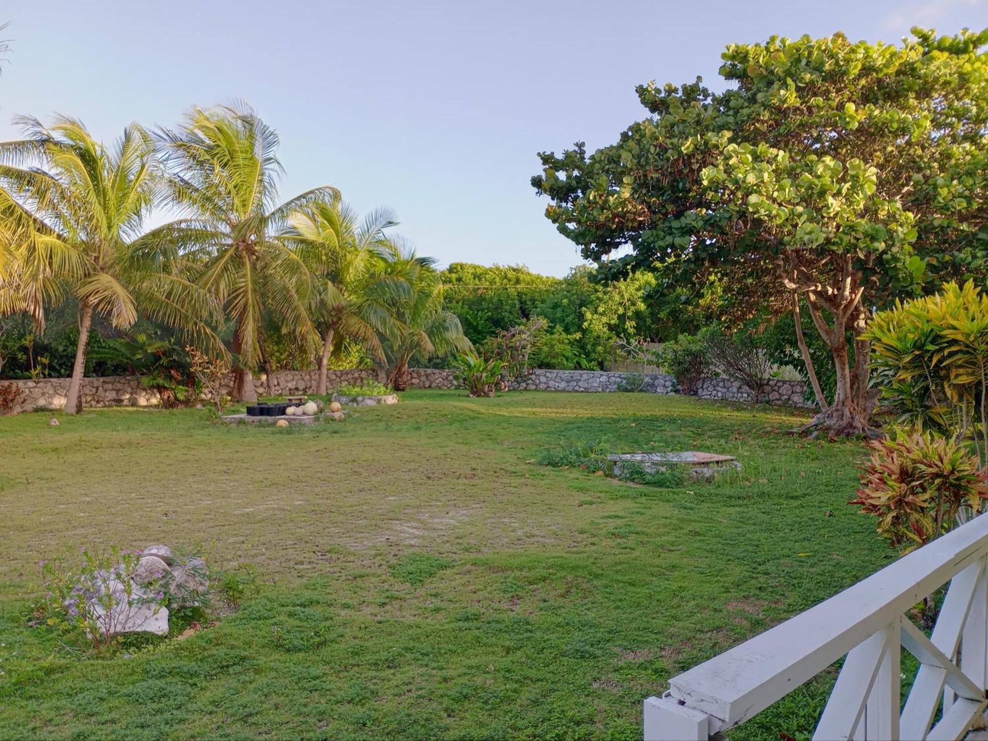 Gregory Town Surfers Manor Motel المظهر الخارجي الصورة